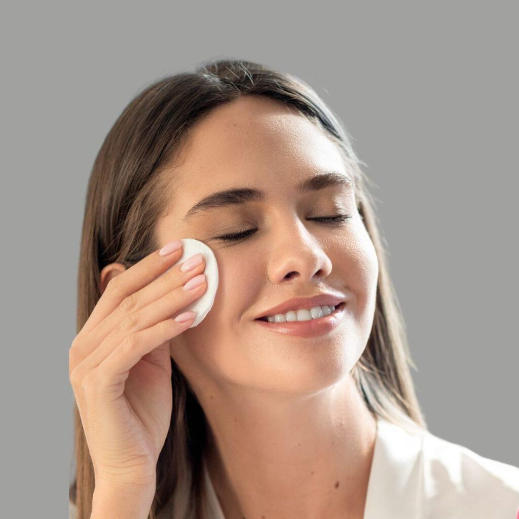 Dull Skin - Causes, Facts and Tips